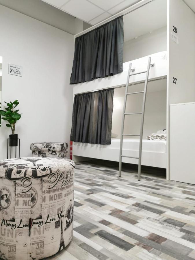 Hostel Book'N'Hook Stobreč Εξωτερικό φωτογραφία